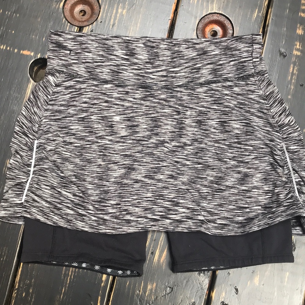 Athleta Skort - Size Extra Small - image 3